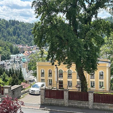 Apartman Na Vyhlidce Apartment Karlovy Vary Exterior foto